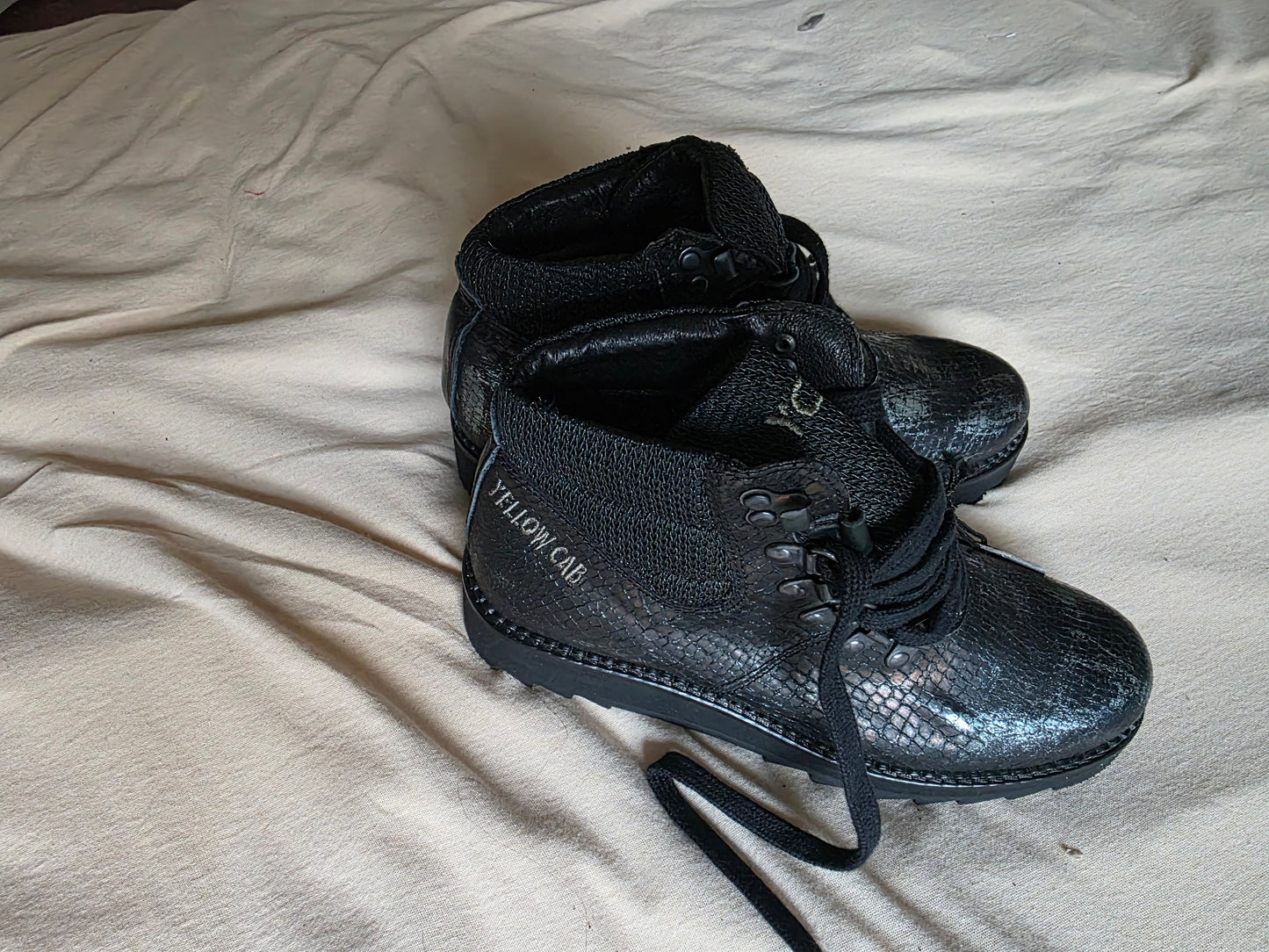 Damen Yellow Cap Leder Boots Größe 37