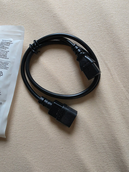 Kaltgerätestecker IEC 320-C14