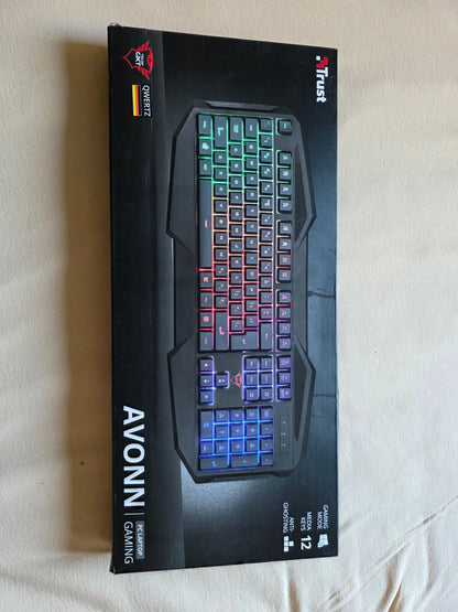 TRUST GXT 830-RW AVONN | Gaming Tastatur | Rainbow Beleuchtung / USB