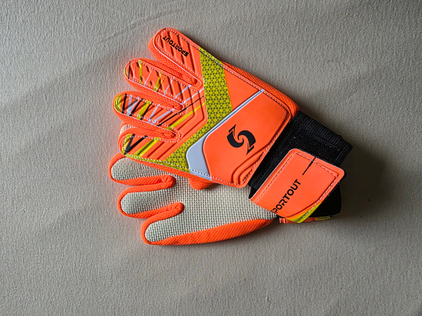 Torwarthandschuhe Gr.6 Sportout Kleines Loch In einem Finger