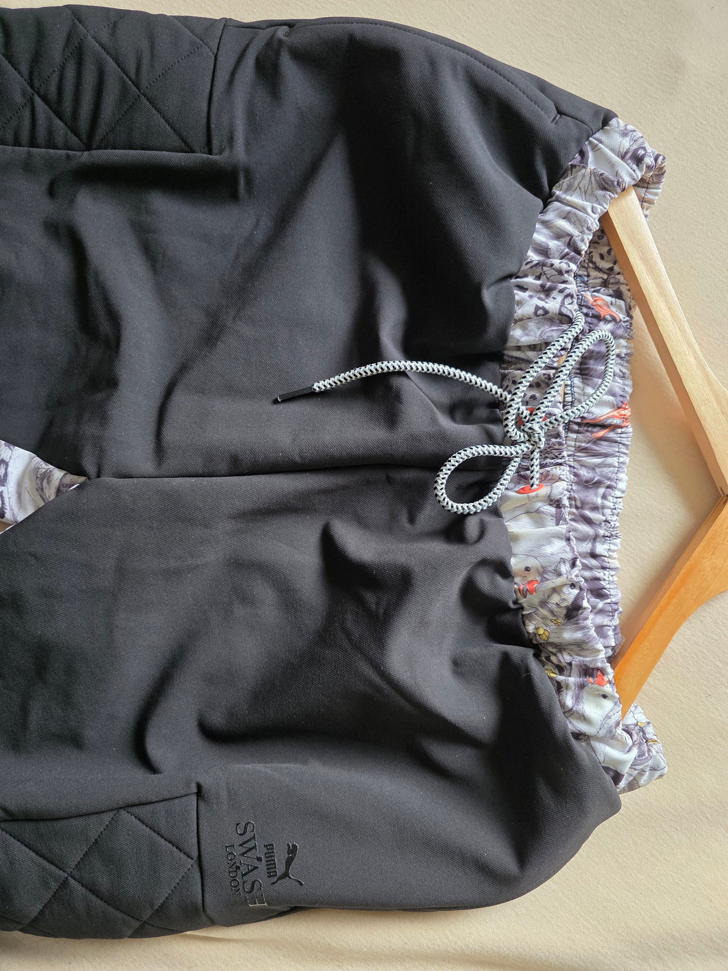 PUMA Swash London L mit Reißverschluss an den Beinen Ungetragen