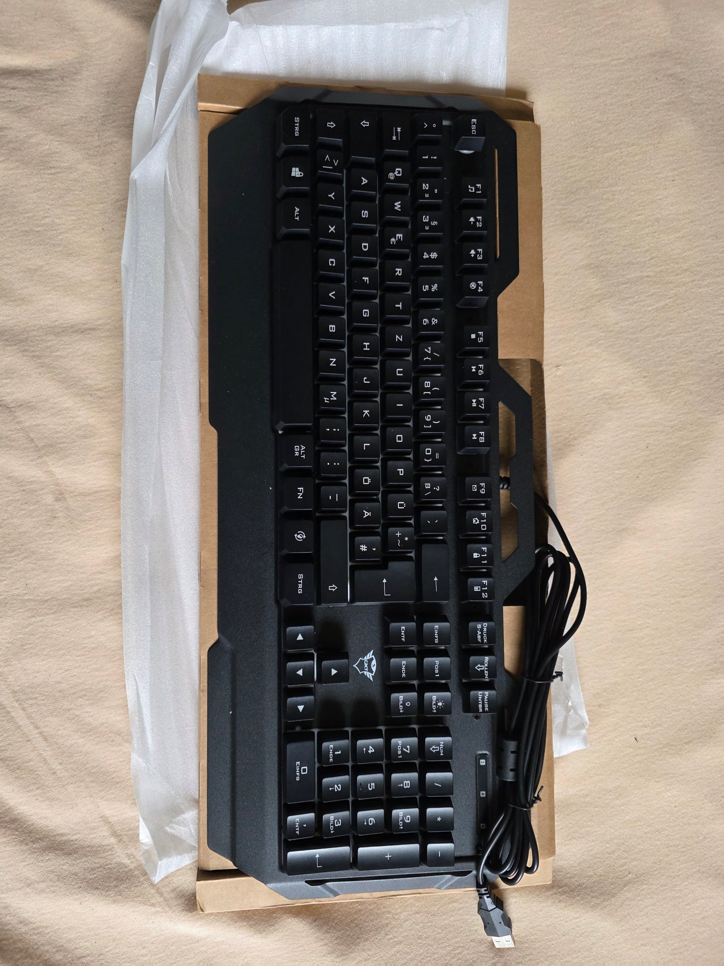 Trust Torac Illuminated, USB Gaming Tastatur, QWERTZ Keyboard